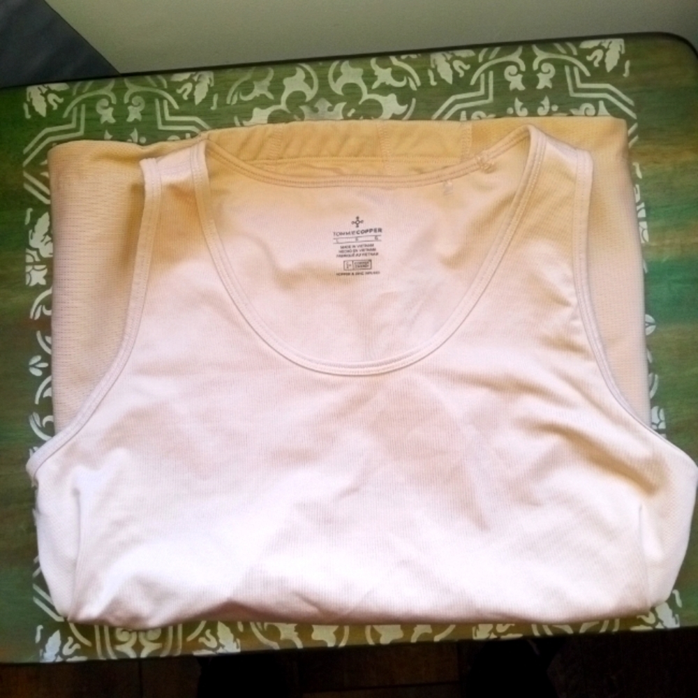 Tommie Copper low back support tank large